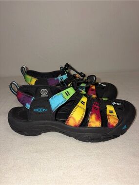 KEEN Women Newport Retro Sandal Hiking Tye Dye Rainbow Multicolor Size 9.5